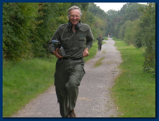 600x449 pixels (122K)